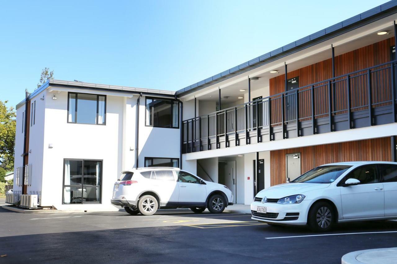 24Seven Inn Christchurch Exterior photo